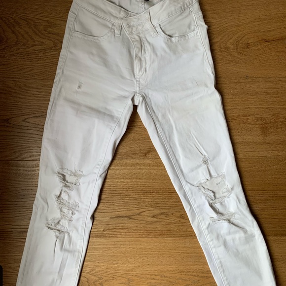 American Eagle Jeans - Picture 3 of 5
